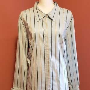 LB Women's 22/24 button-down shirt